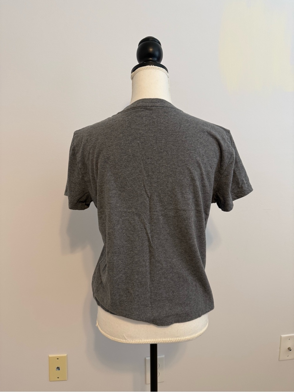 3 pack bundle Everlane tees size M - Picture 3 of 9